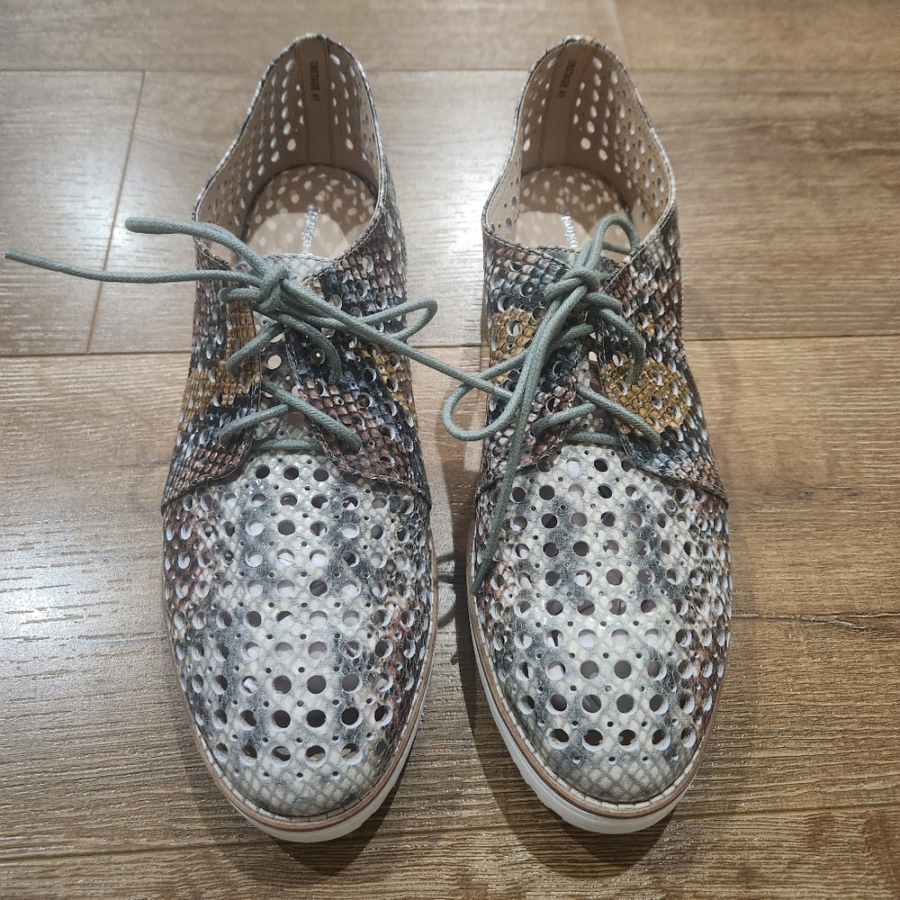 Django & Juliette Onstage Leather Pink Multi Cutout Sneakers 41 Python Academia - Picture 2 of 10